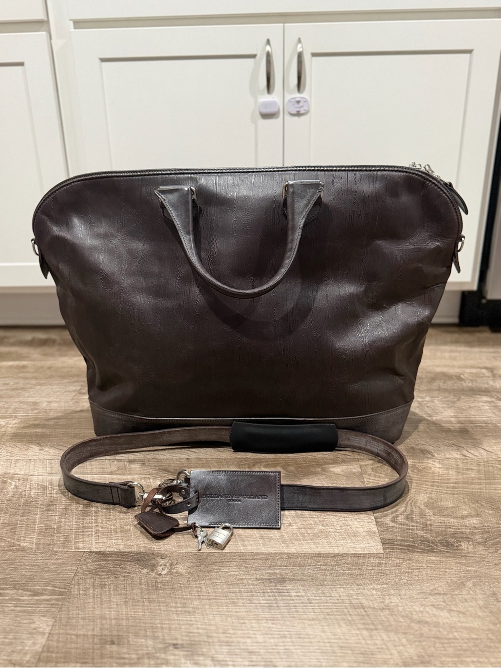 Vintage Holland & Holland Leather Weekender Bag Wood Grain Textured Duffle Rare